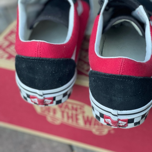 Vans Shoes Rare Vans Old Skool V Logo Pop Skate Shoes Poshmark